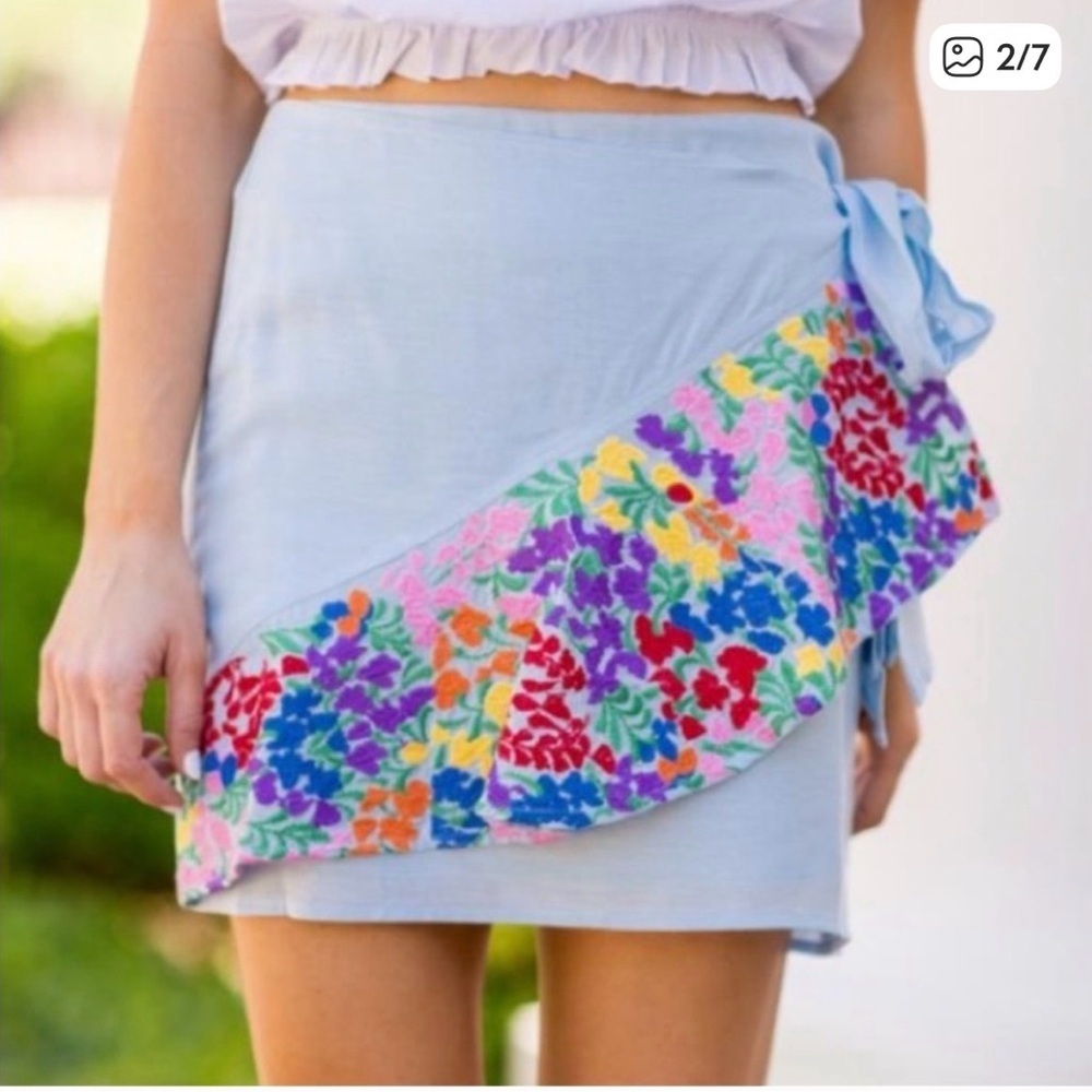 J.Marie white Embroidered Floral Wrap Skirt Small Linen blend Shabby Chic prelov